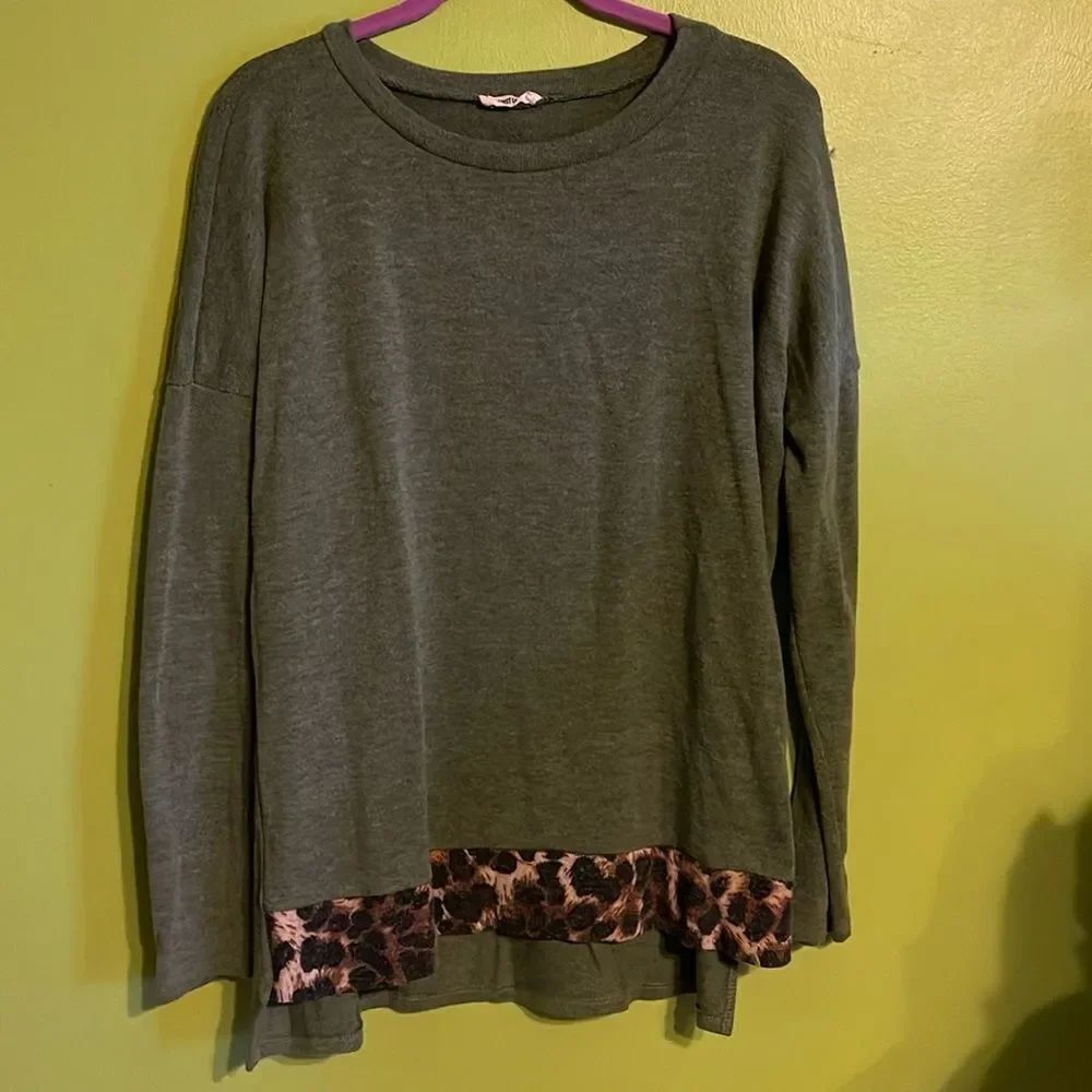 First Love Green Top Shirt With Leopard Print Hem & Long Sleeves Size L